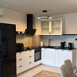 Wiejska34 Апартаменты Реда
